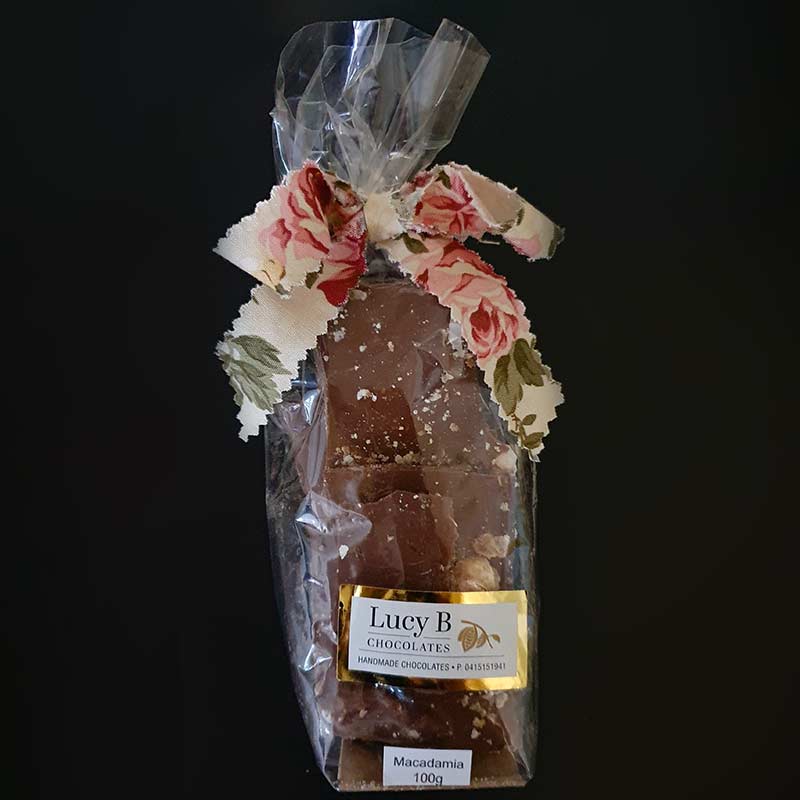 Macadamia Chocolate Thins